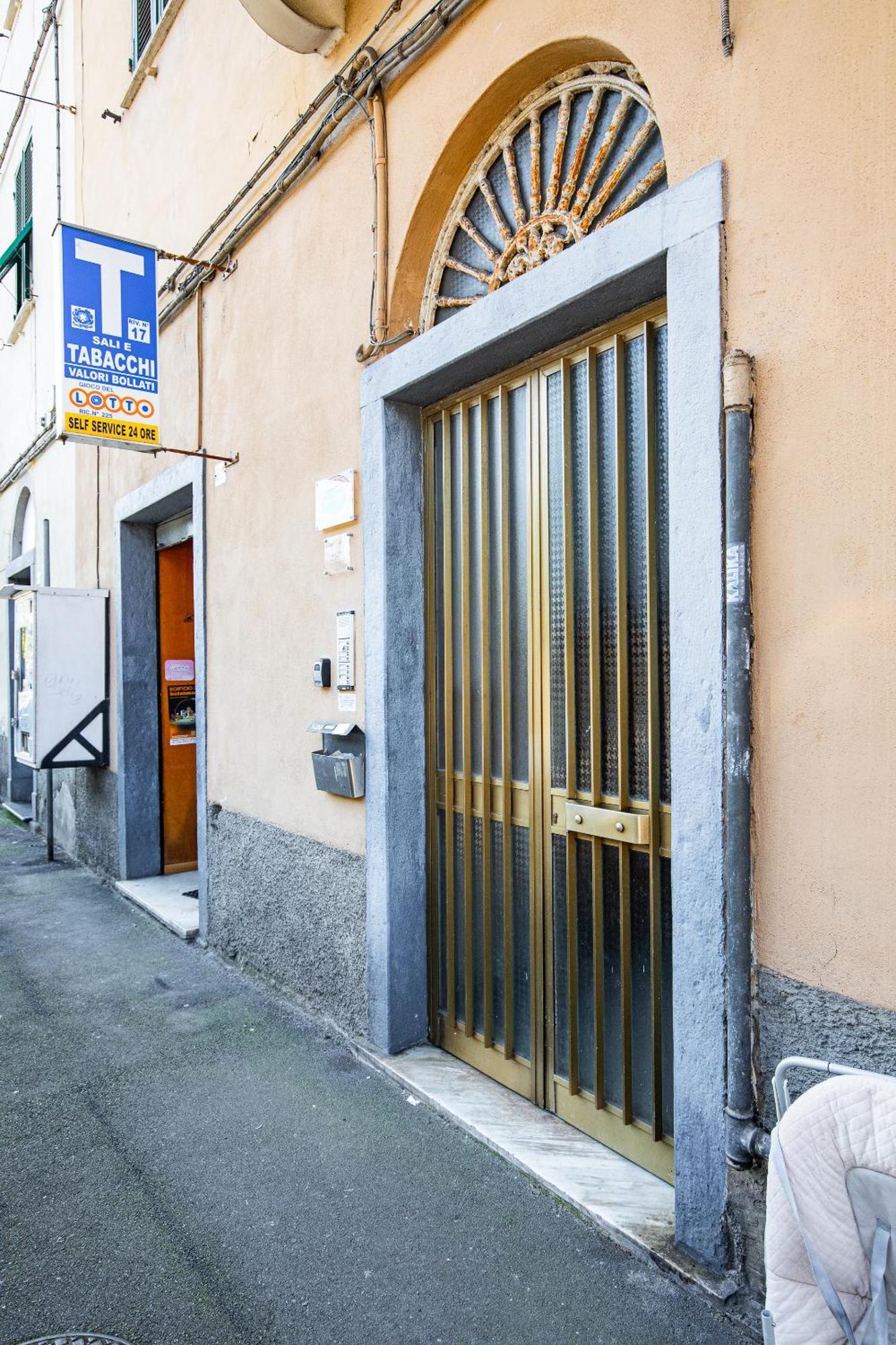 Elegante Dimora La Spezia-Free Parking Apartman Kültér fotó