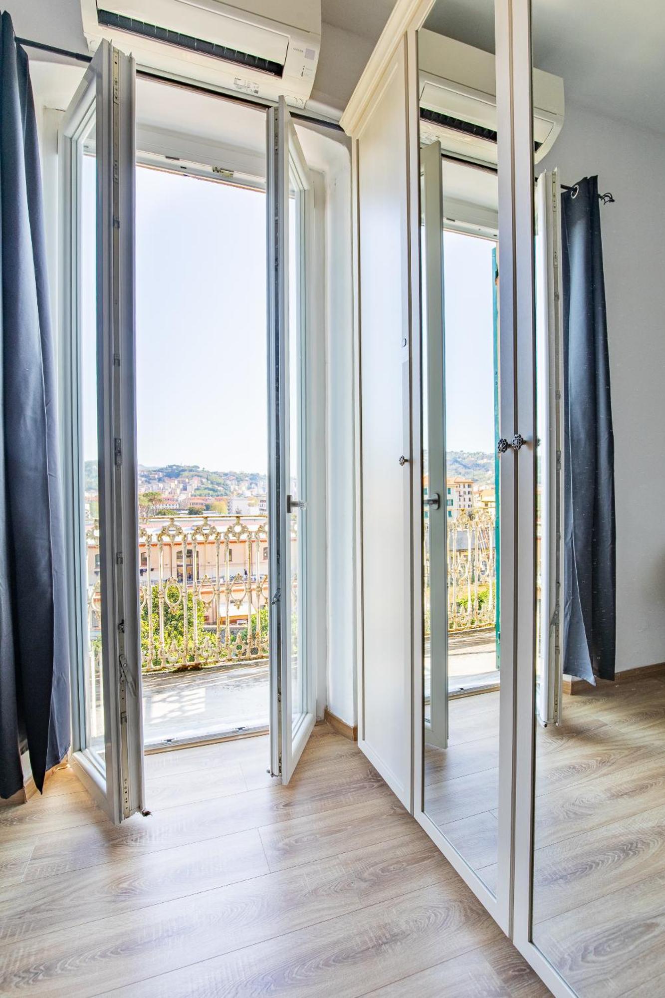 Elegante Dimora La Spezia-Free Parking Apartman Kültér fotó