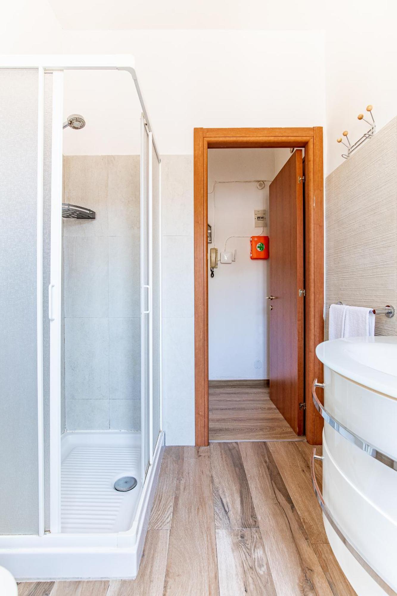 Elegante Dimora La Spezia-Free Parking Apartman Kültér fotó