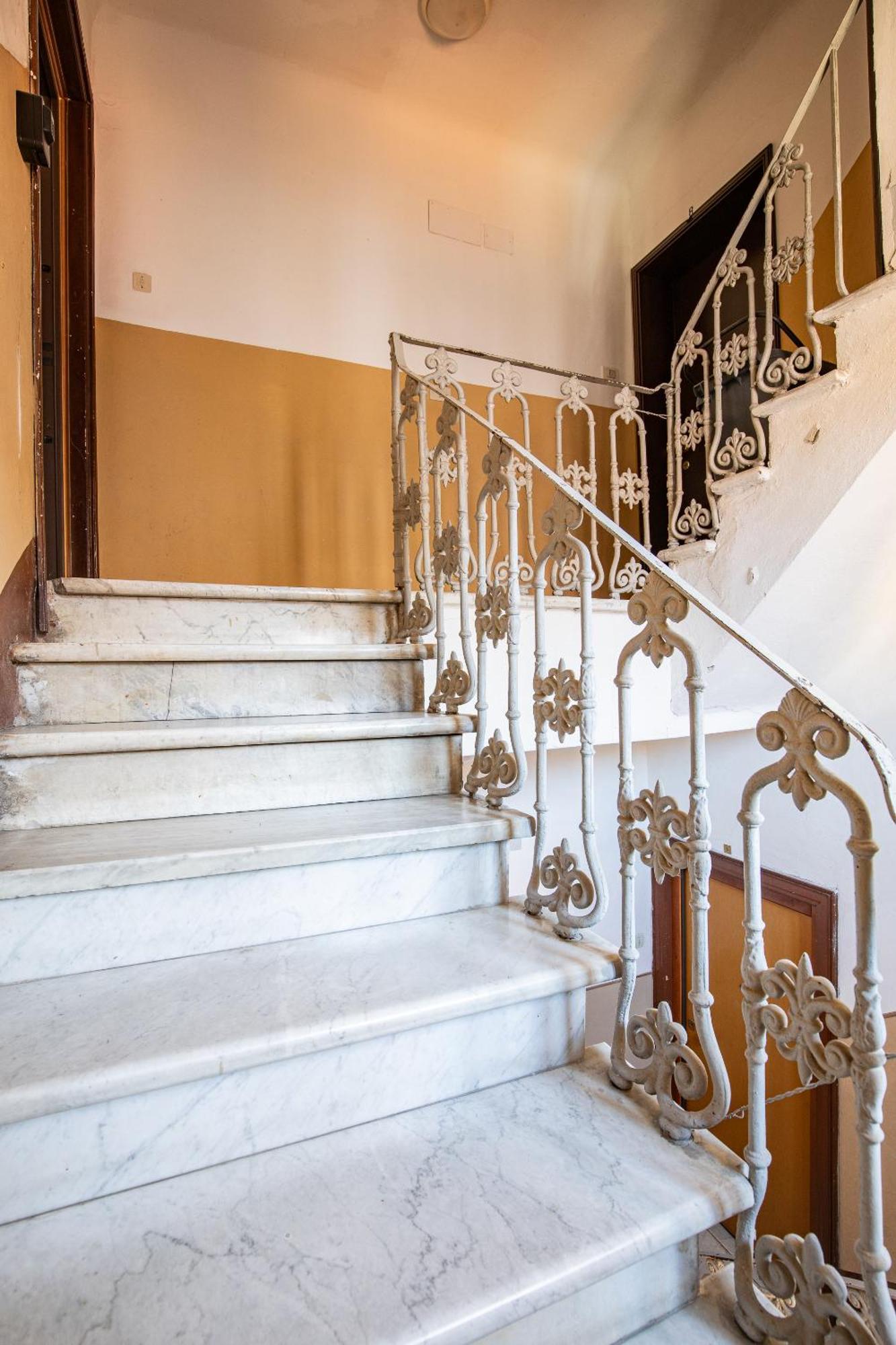 Elegante Dimora La Spezia-Free Parking Apartman Kültér fotó